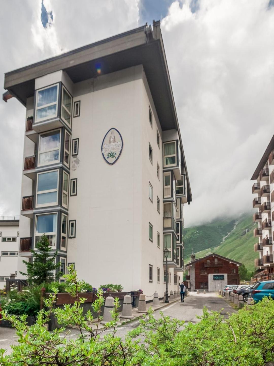 Maska Home Cervinia Брей-Червиния Экстерьер фото